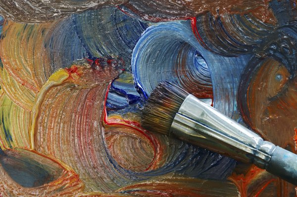 Comment choisir des manteaux colorés pour égayer les journées d'hiver sombres ?