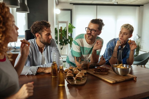 Comment organiser une soirée de dégustation de vins entre femmes ?